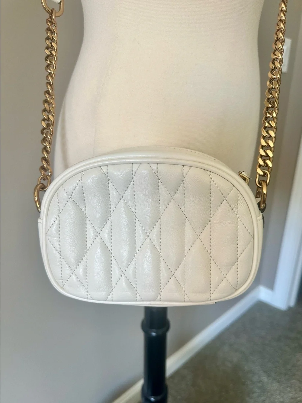 Tory Burch compact quilted